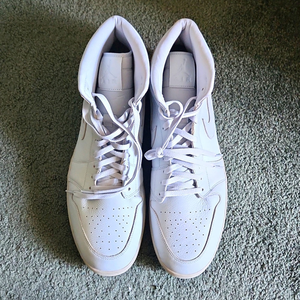 Mens Nike size 18 high tops